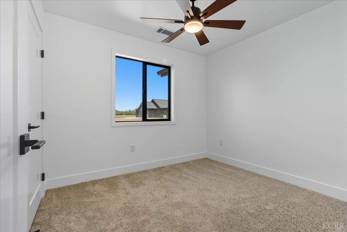 605 S Anderson A Rd, Exeter, CA 93221