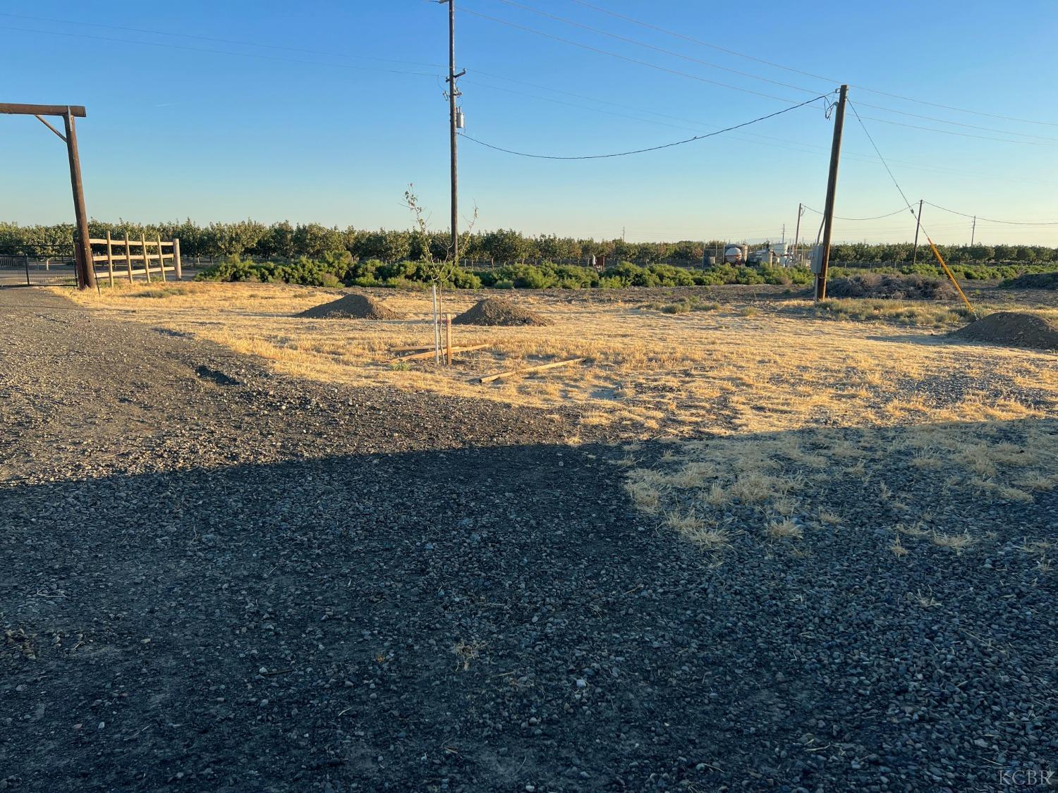 19738 Jersey Ave, Lemoore, CA 93245