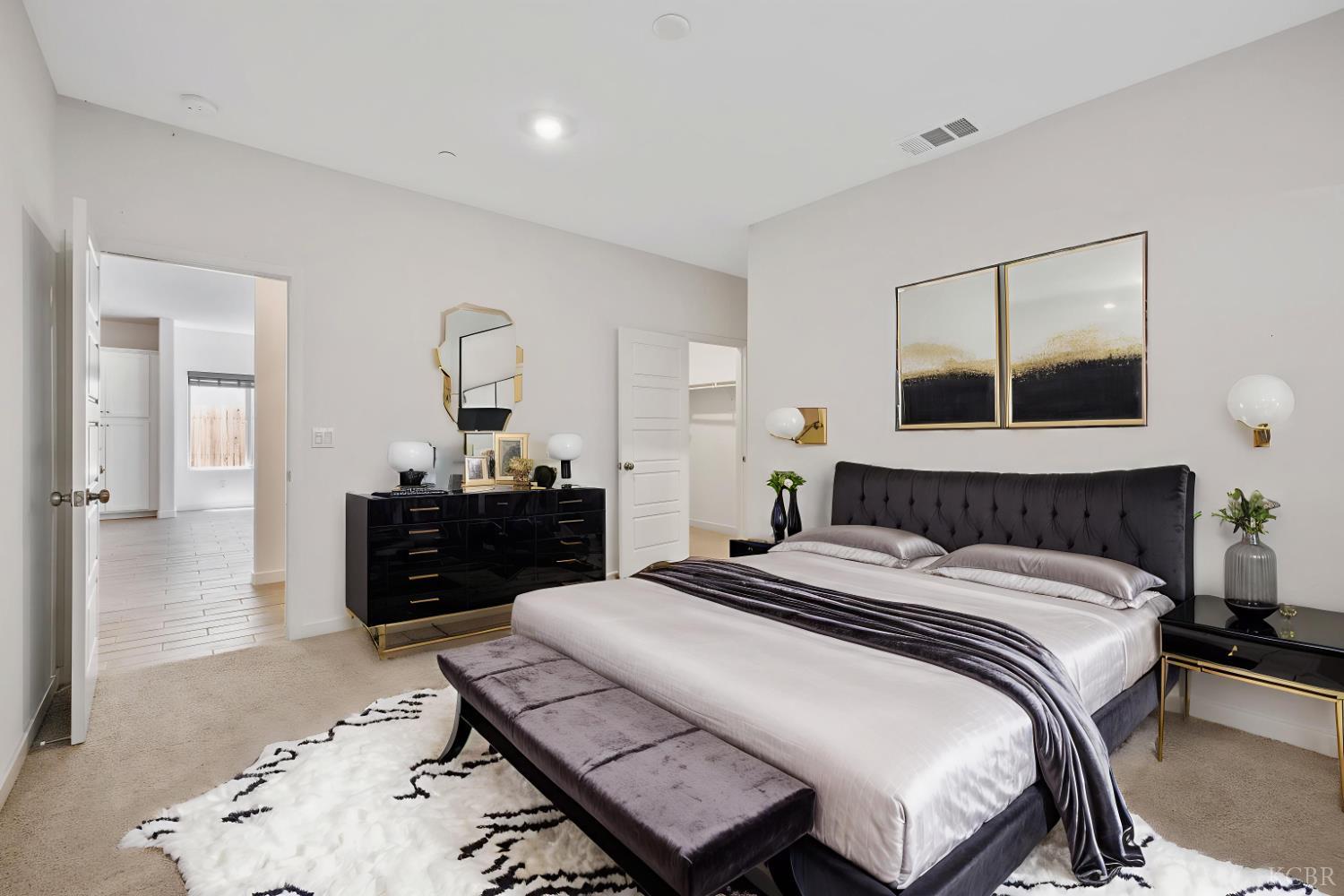 1754 N Aster Lake Rd, Hanford, CA 93230