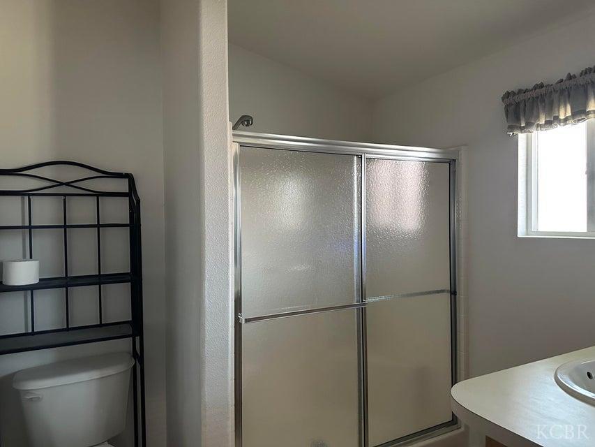 820 S Chinowth Unit 98, Visalia, CA 93277