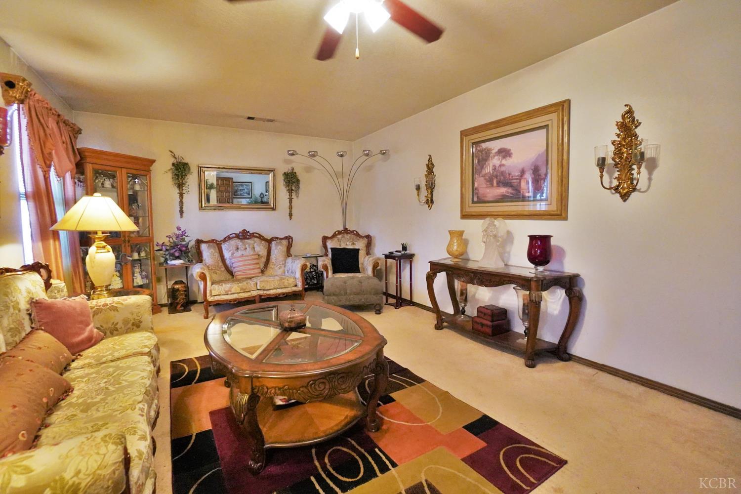 1200 Oxford Way, Hanford, CA 93230