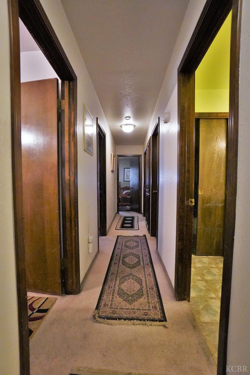 1200 Oxford Way, Hanford, CA 93230