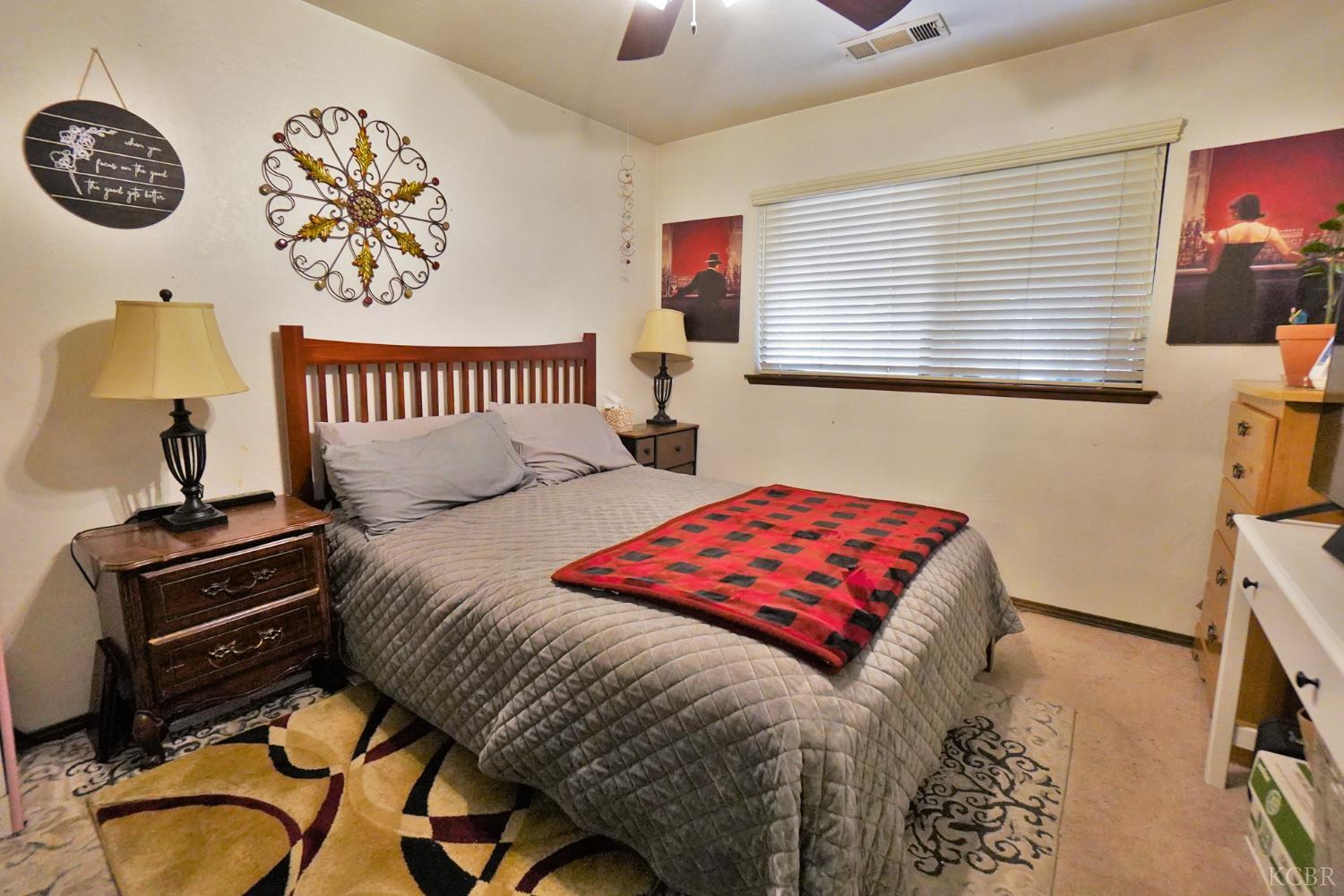 1200 Oxford Way, Hanford, CA 93230