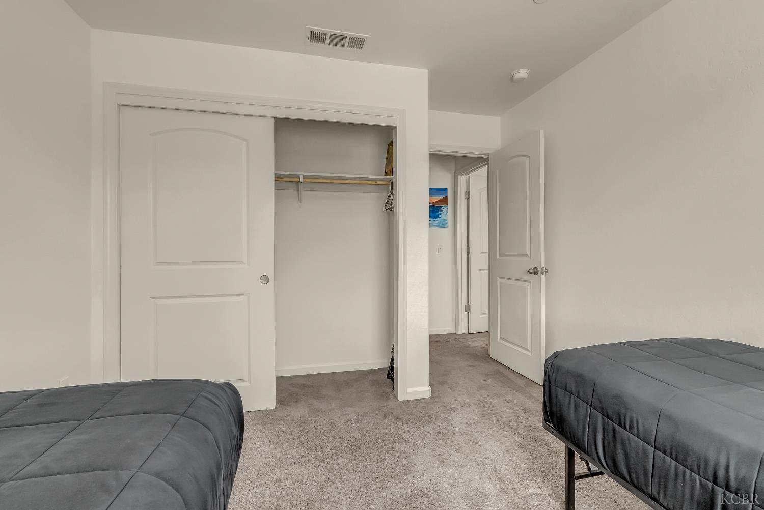 2328 Madeline Dr, Hanford, CA 93230