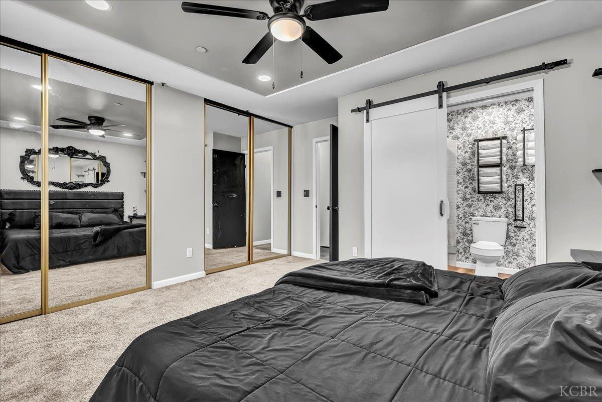 956 E Clover Ln, Hanford, CA 93230