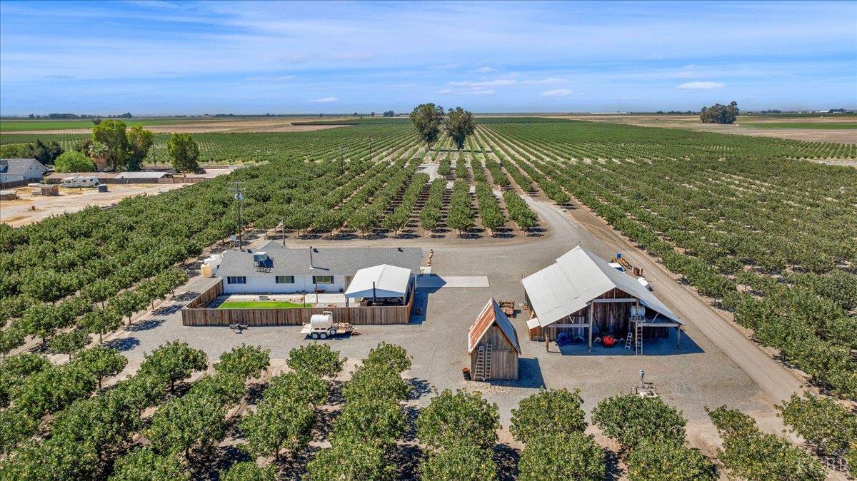 18356 Lansing Ave, Stratford, CA 93266