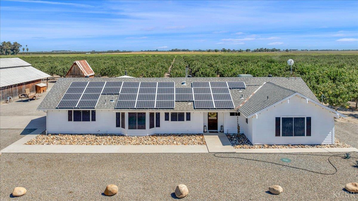 18356 Lansing Ave, Stratford, CA 93266