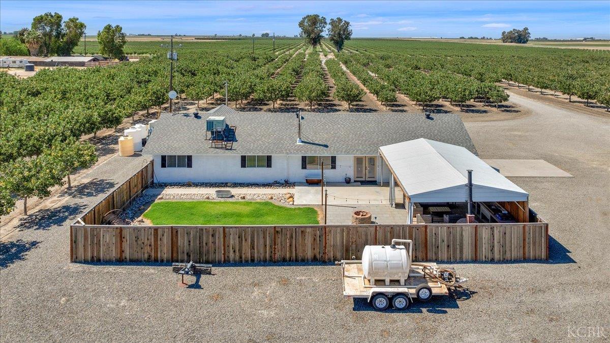 18356 Lansing Ave, Stratford, CA 93266