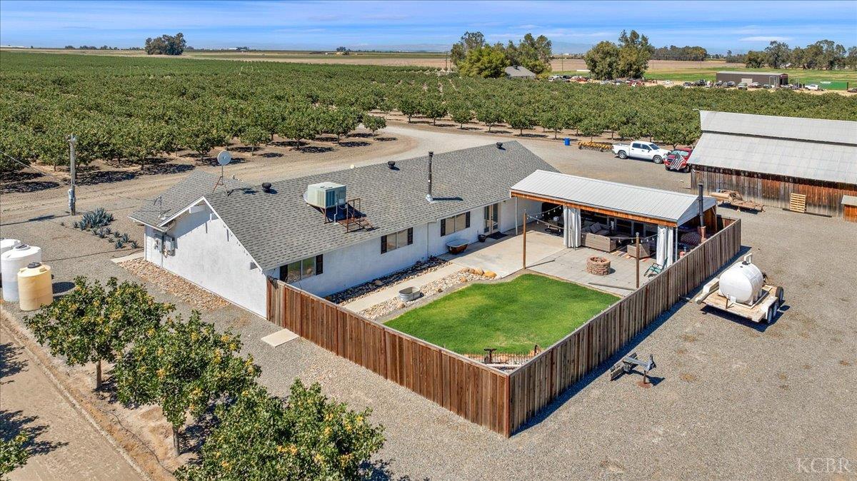 18356 Lansing Ave, Stratford, CA 93266