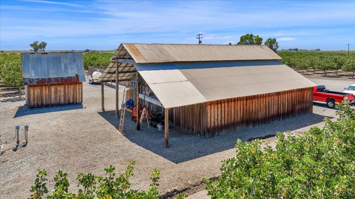 18356 Lansing Ave, Stratford, CA 93266