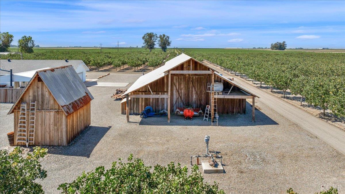 18356 Lansing Ave, Stratford, CA 93266