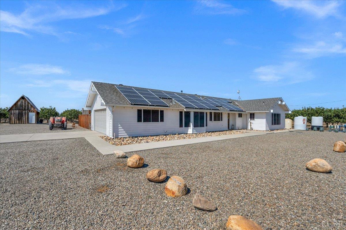 18356 Lansing Ave, Stratford, CA 93266