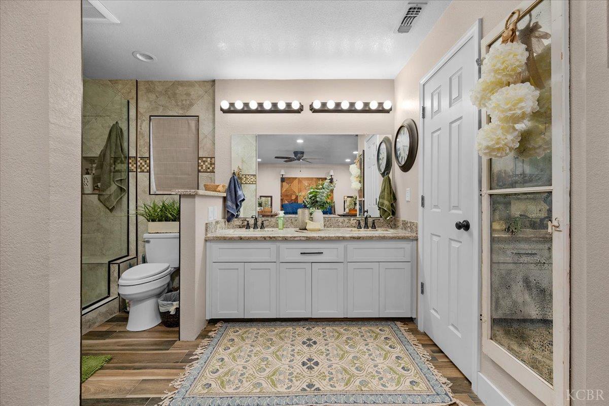 18356 Lansing Ave, Stratford, CA 93266