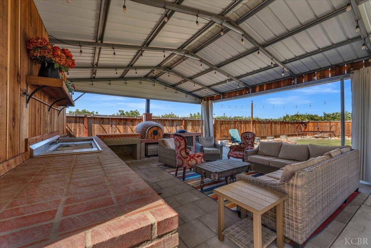 18356 Lansing Ave, Stratford, CA 93266