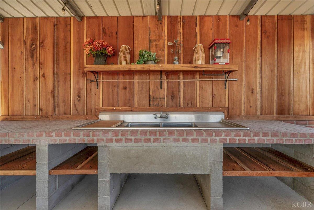 18356 Lansing Ave, Stratford, CA 93266