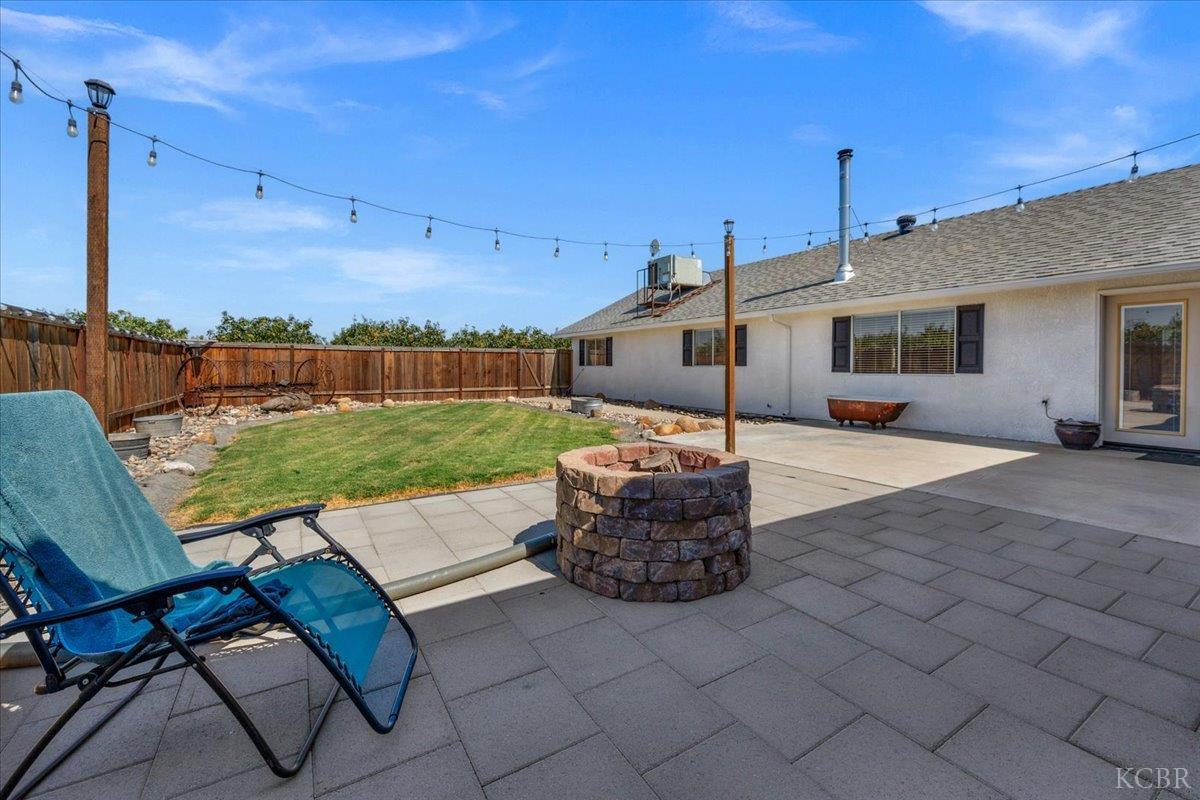 18356 Lansing Ave, Stratford, CA 93266