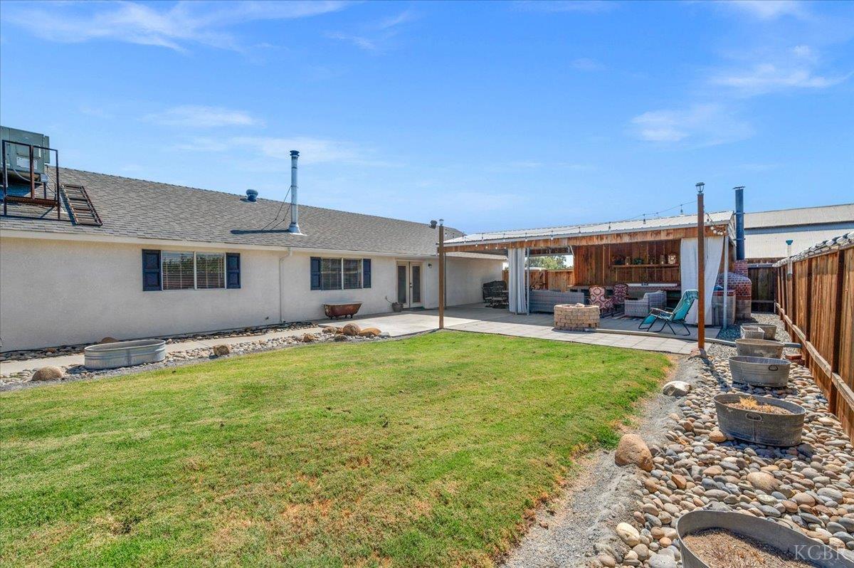 18356 Lansing Ave, Stratford, CA 93266