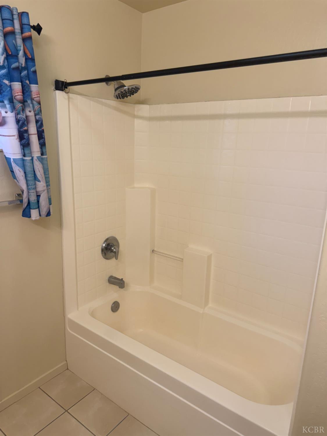 2020 W Bristol, Hanford, CA 93230