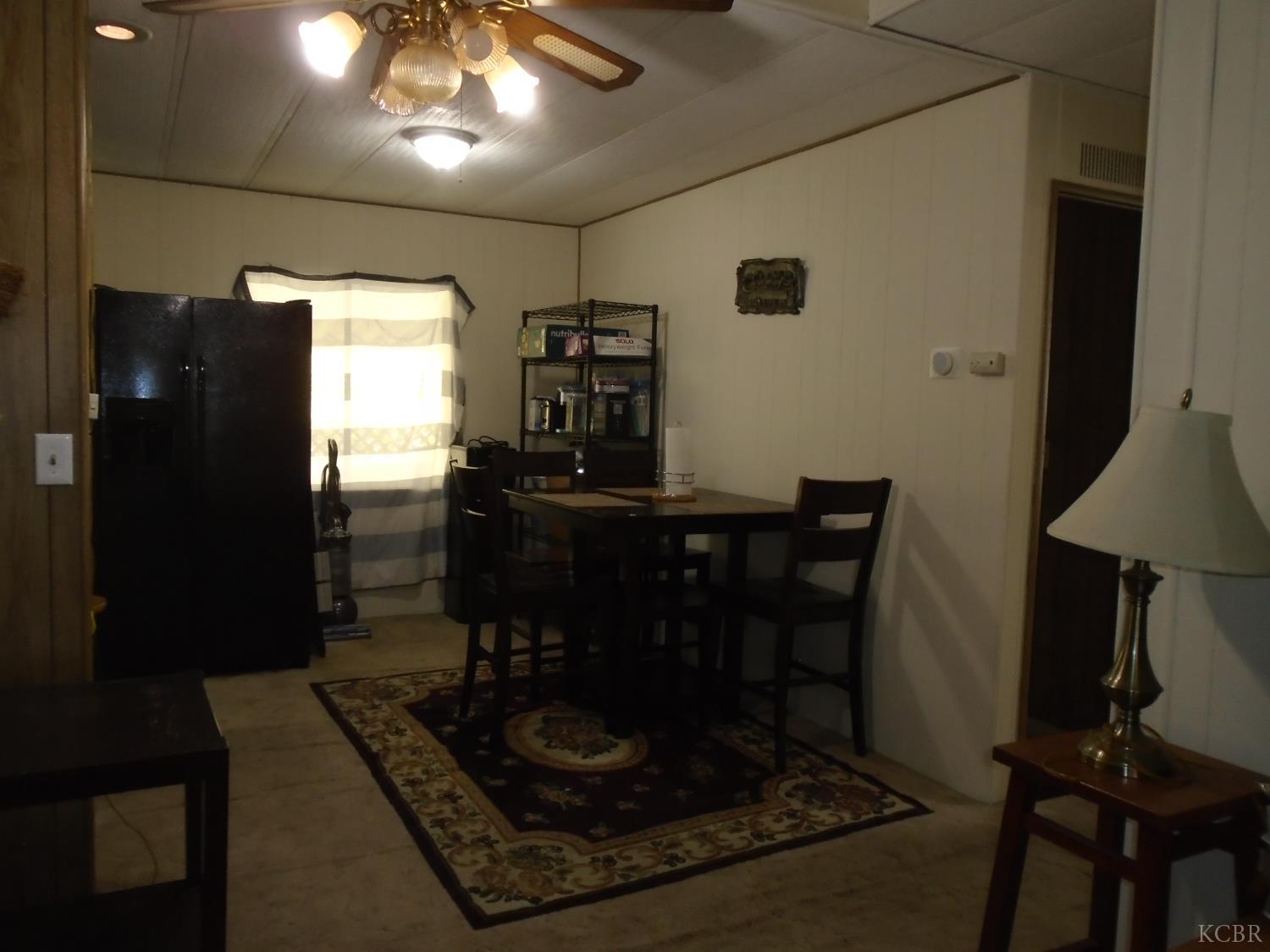 860 #98 E Grangeville Blvd, Hanford, CA 93230