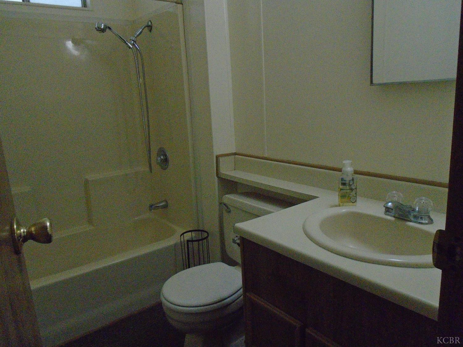 860 #98 E Grangeville Blvd, Hanford, CA 93230