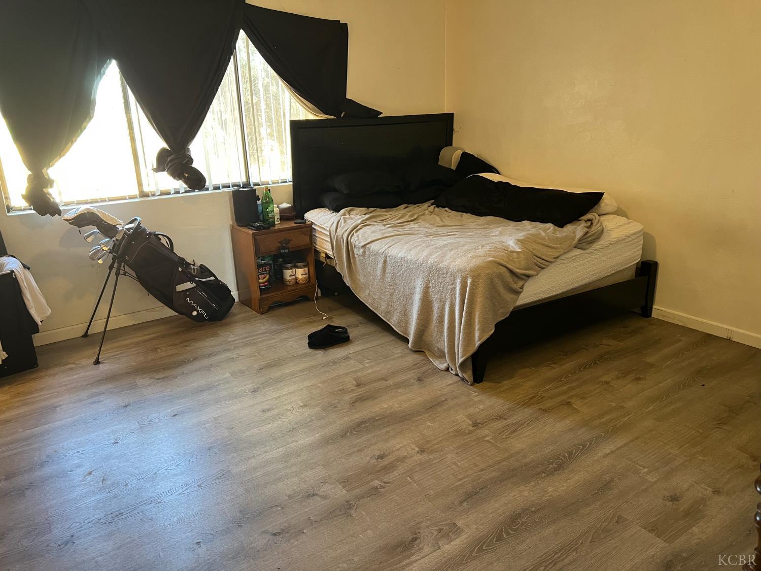 1807 Hardcastle Ave, Hanford, CA 93230