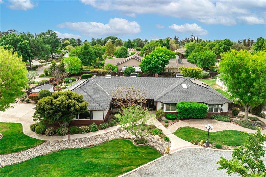 335 Helene St, Lemoore, CA 93245