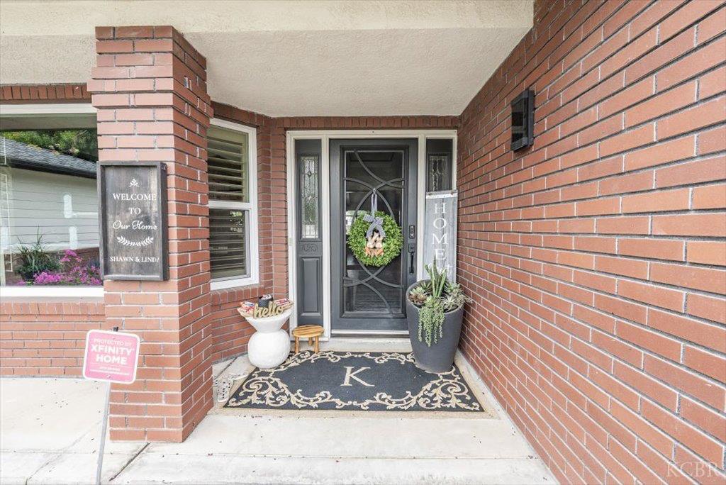 335 Helene St, Lemoore, CA 93245