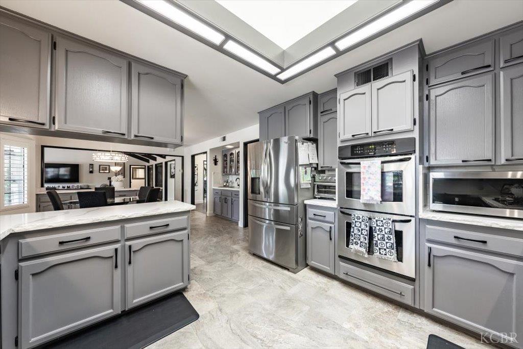 335 Helene St, Lemoore, CA 93245