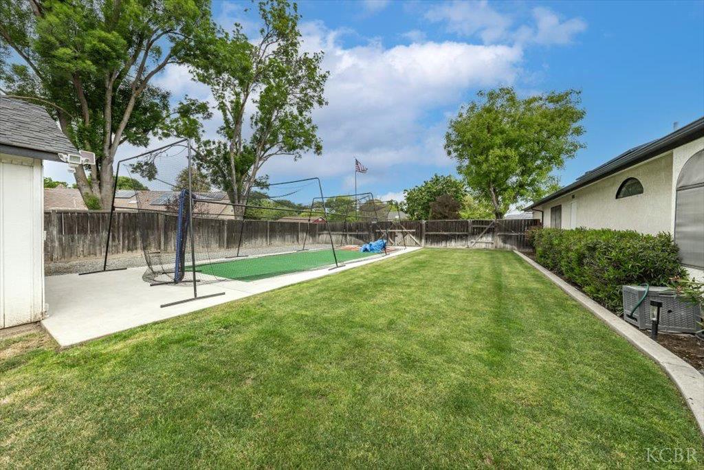 335 Helene St, Lemoore, CA 93245