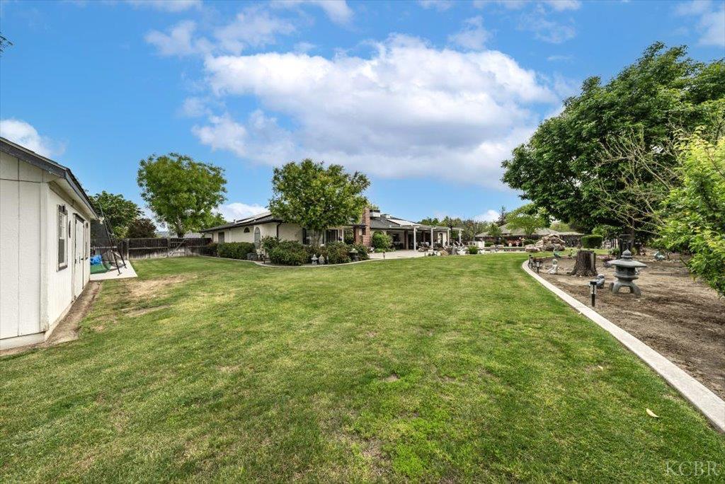 335 Helene St, Lemoore, CA 93245