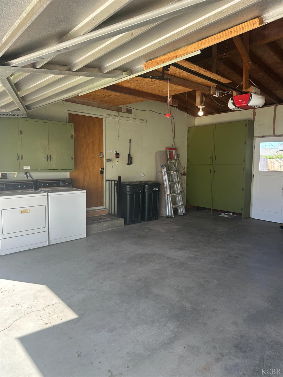 272 W Burlwood Ln, Lemoore, CA 93245