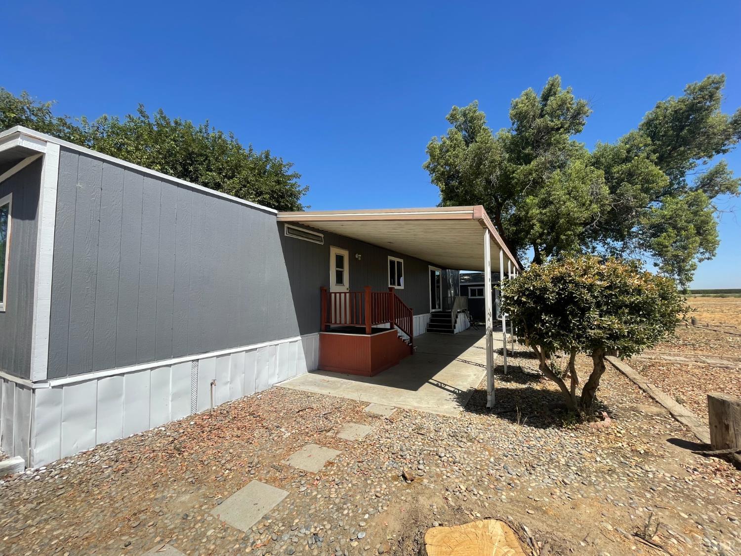 13941 9th Ave, Hanford, CA 93230