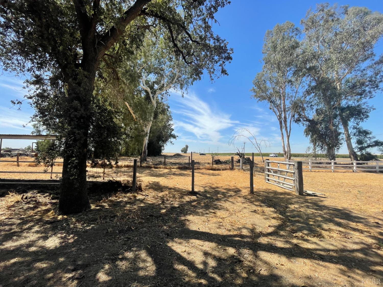 13941 9th Ave, Hanford, CA 93230