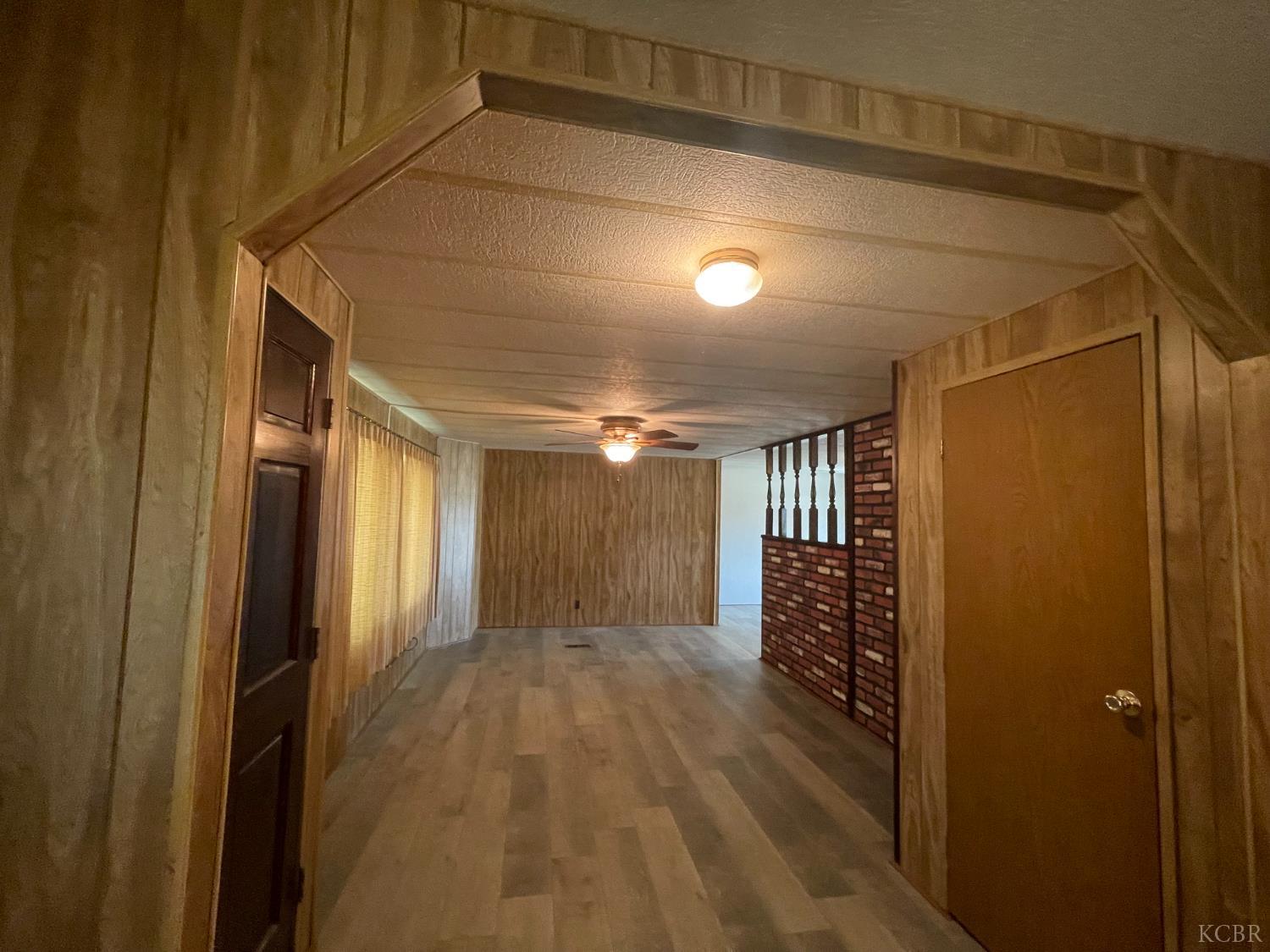 13941 9th Ave, Hanford, CA 93230