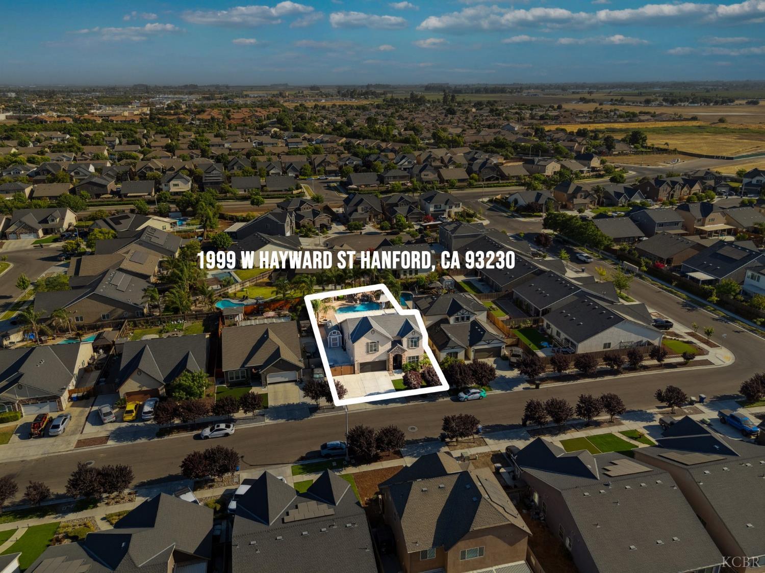 1999 W Hayward St W, Hanford, CA 93230