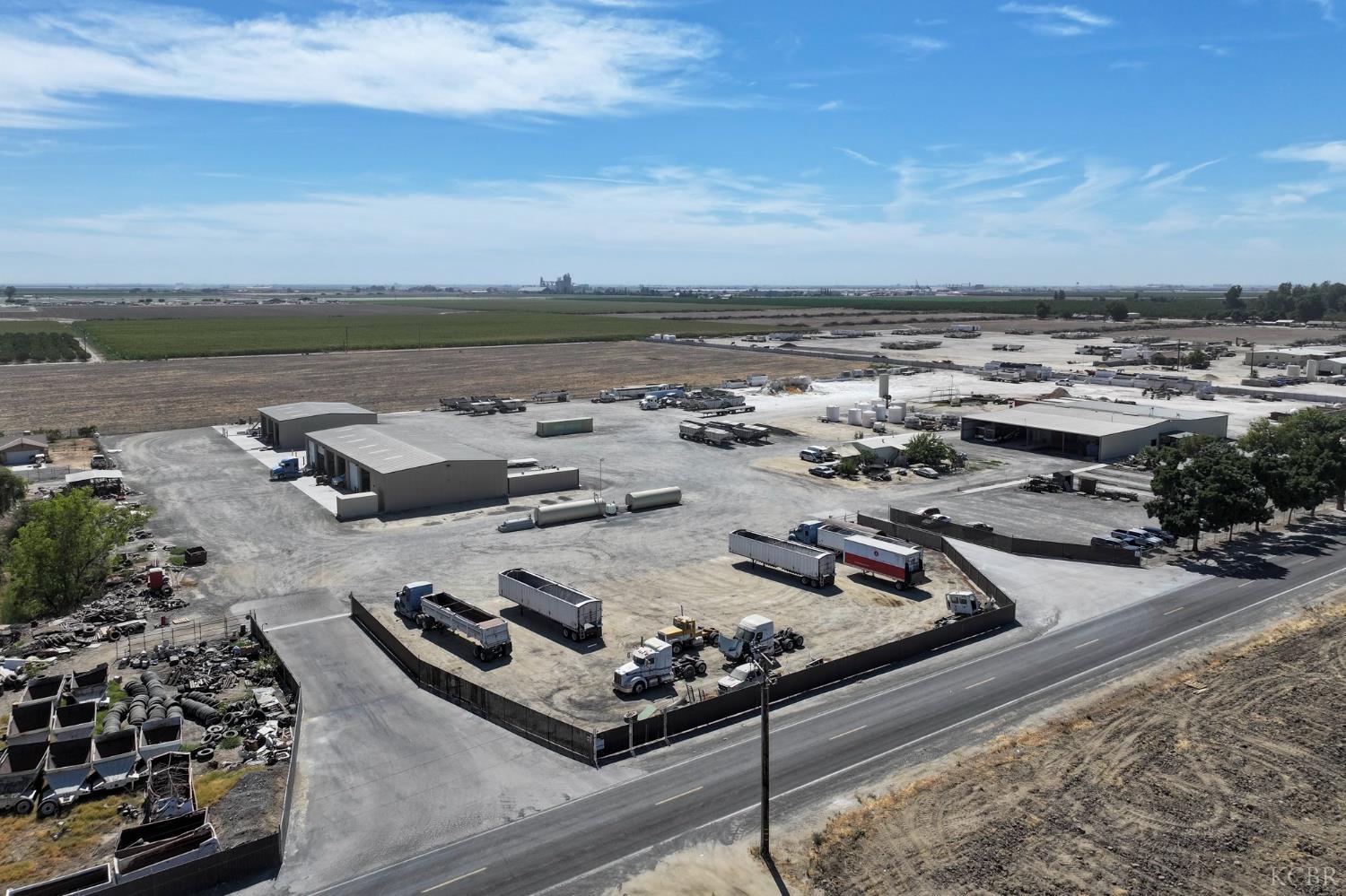 12319 12th Ave, Hanford, CA 93230