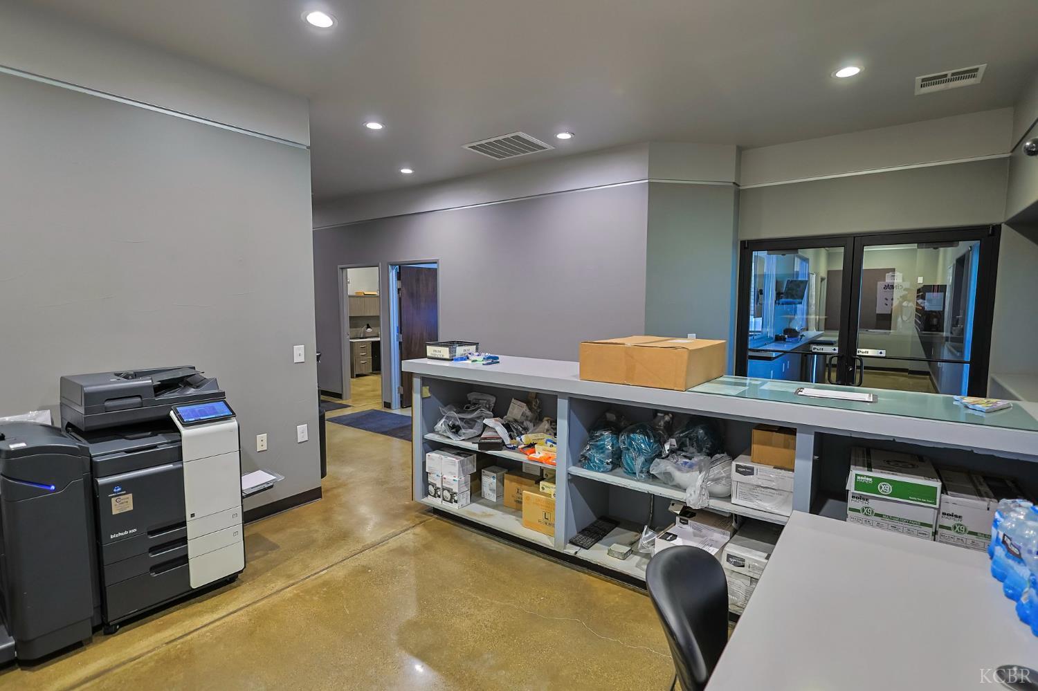 12319 12th Ave, Hanford, CA 93230