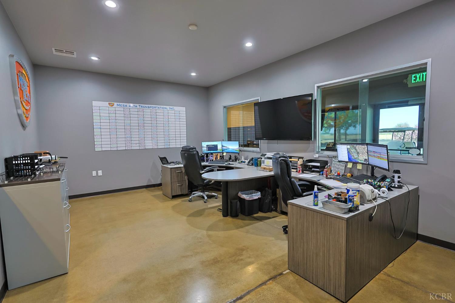 12319 12th Ave, Hanford, CA 93230