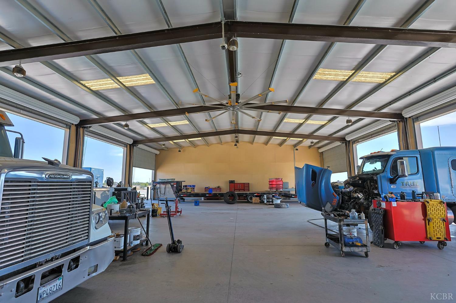 12319 12th Ave, Hanford, CA 93230