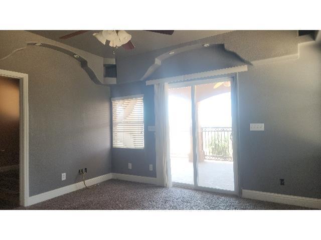 2091 E Nebraska Ave, Dinuba, CA 93618