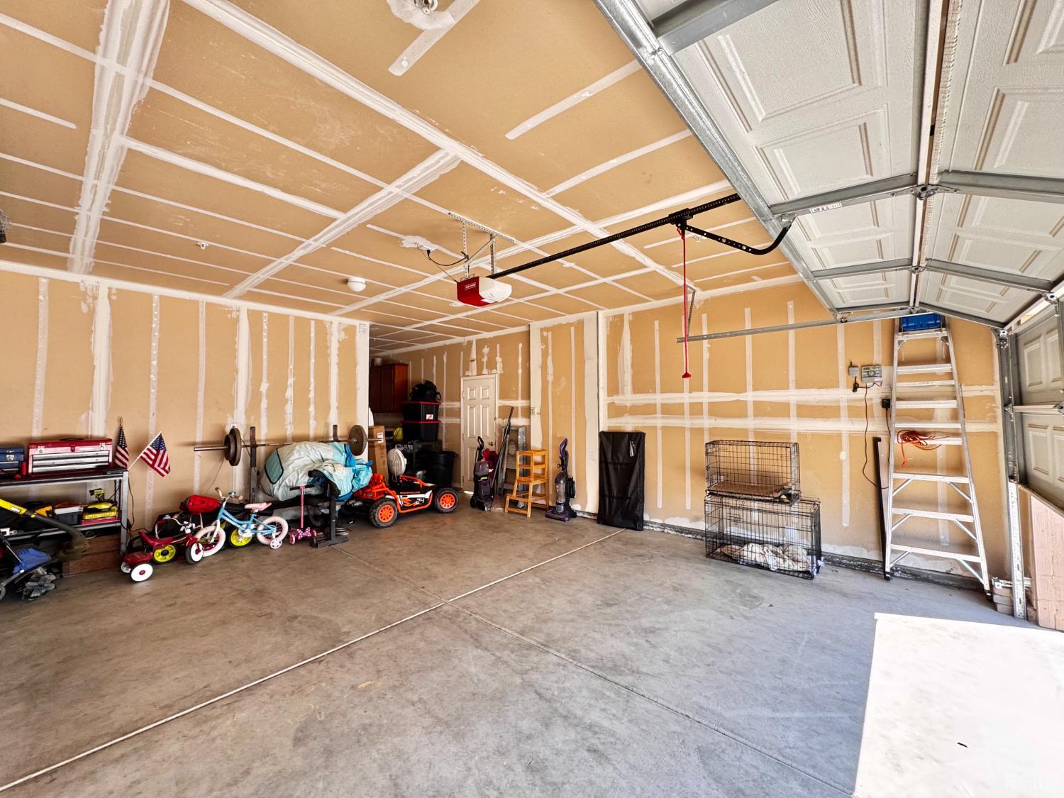 30912 Tadpole, Visalia, CA 93291