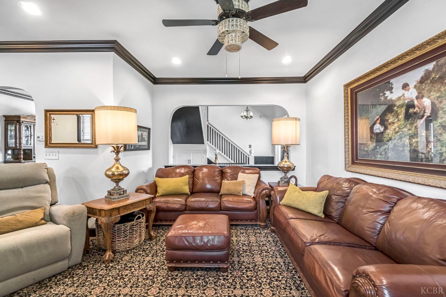 5775 N 11th Ave, Hanford, CA 93230