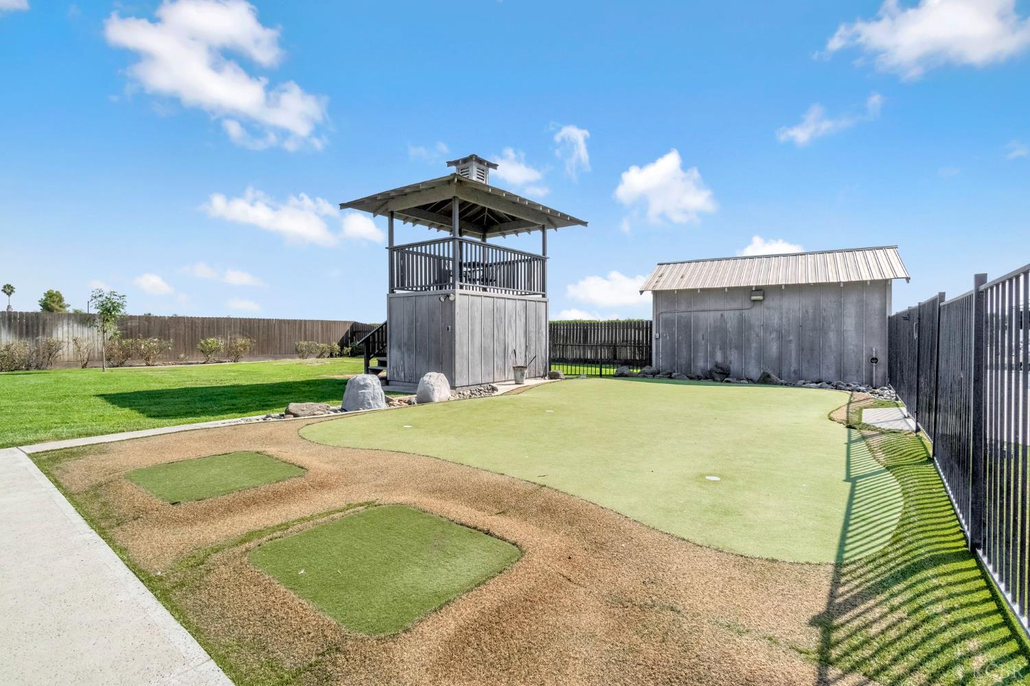 5775 N 11th Ave, Hanford, CA 93230