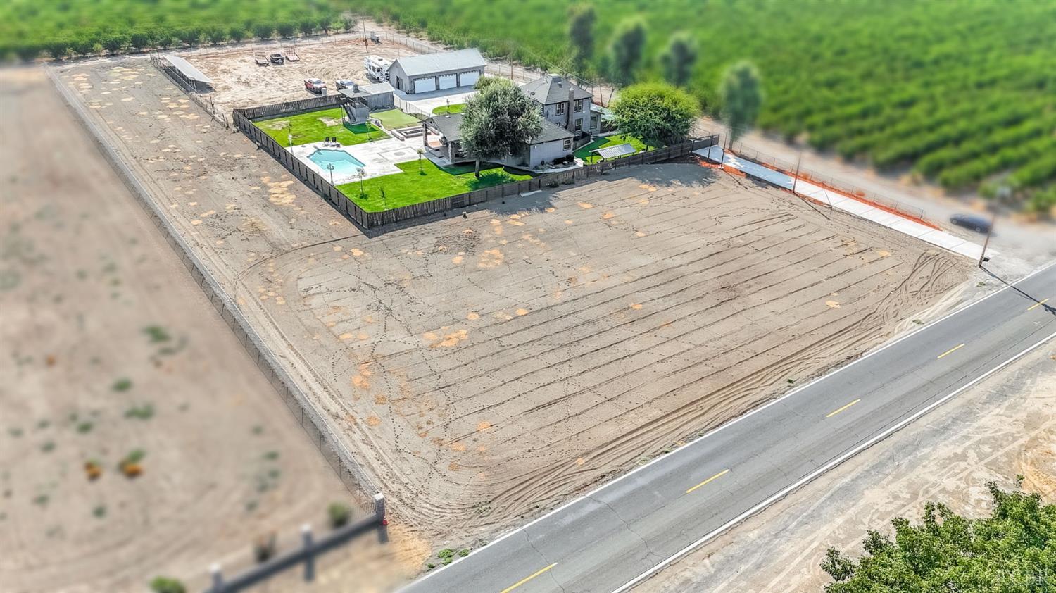 5775 N 11th Ave, Hanford, CA 93230