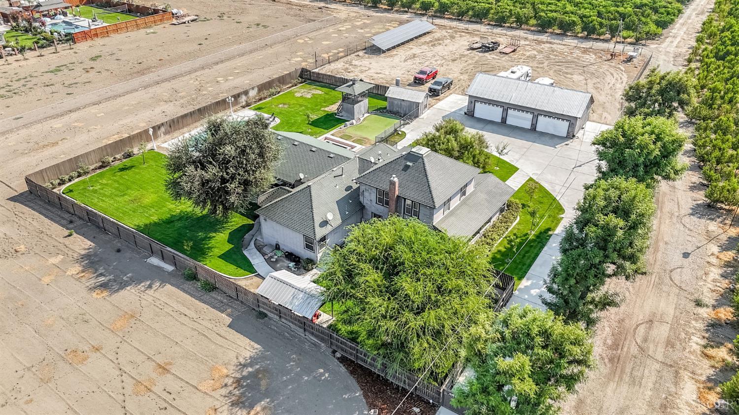 5775 N 11th Ave, Hanford, CA 93230