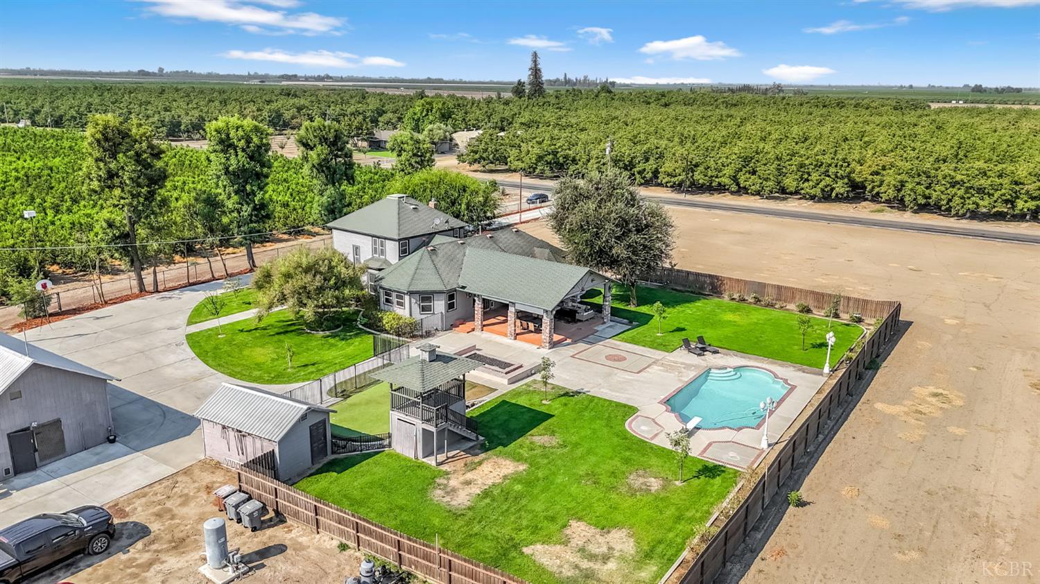 5775 N 11th Ave, Hanford, CA 93230