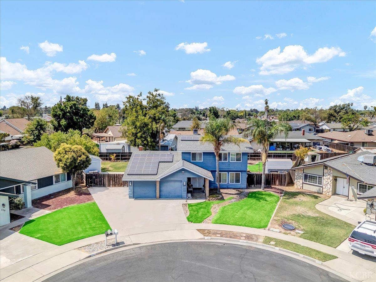 332 E Ash Ave, Hanford, CA 93230