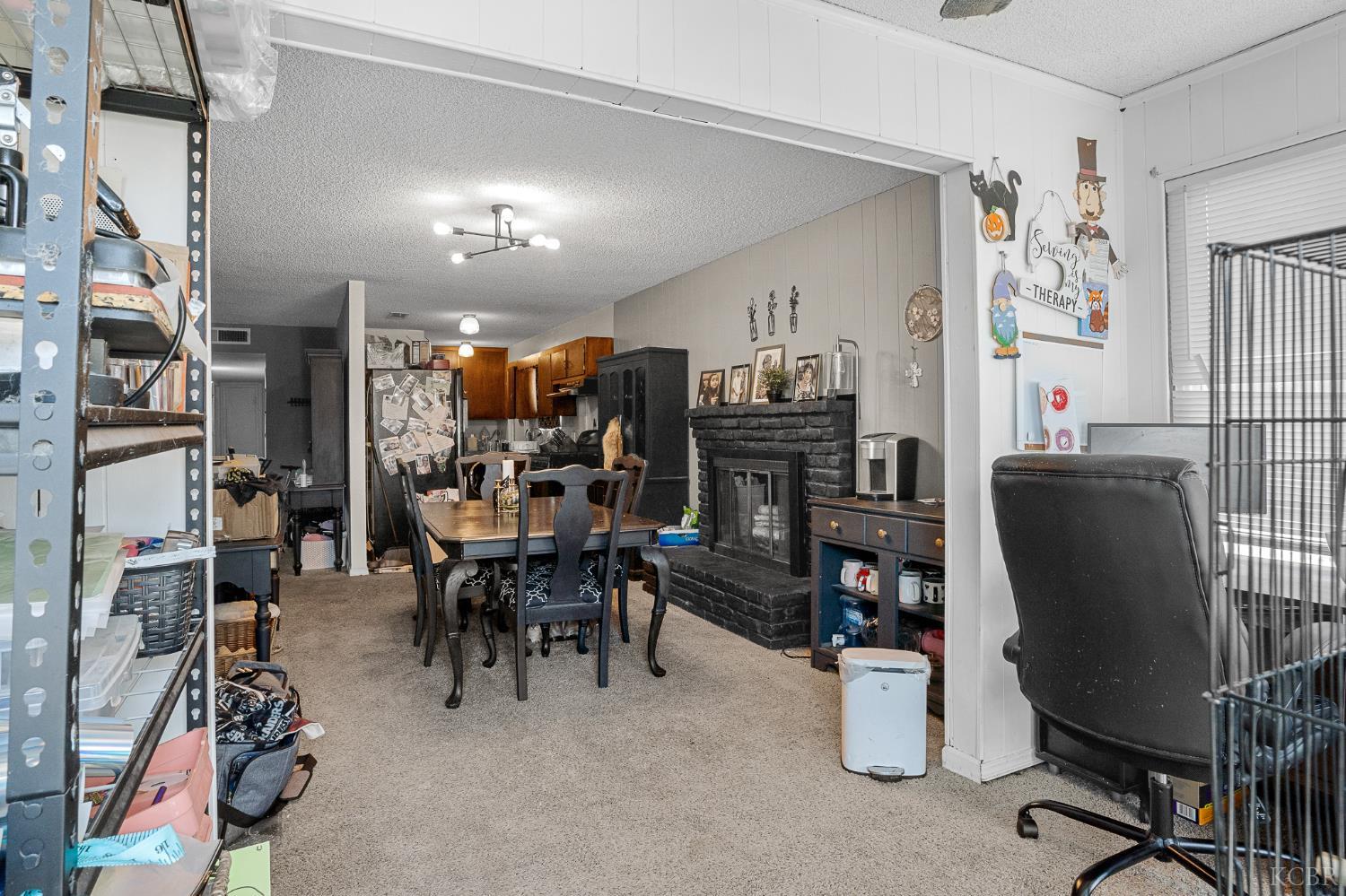 1901 N Kensington Way N, Hanford, CA 93230