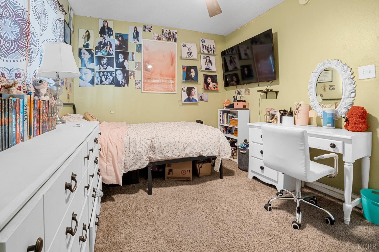 1901 N Kensington Way N, Hanford, CA 93230