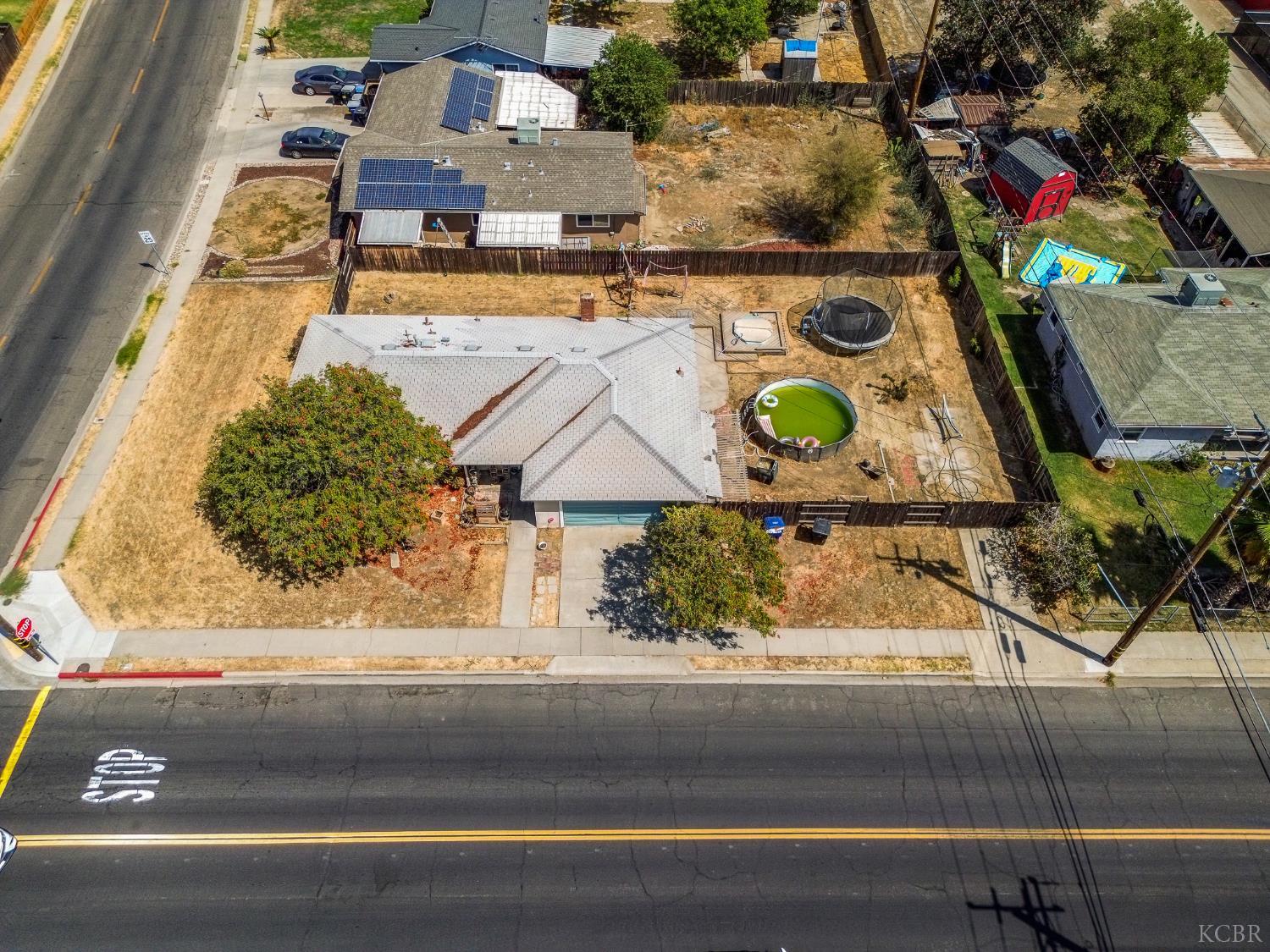 1901 N Kensington Way N, Hanford, CA 93230